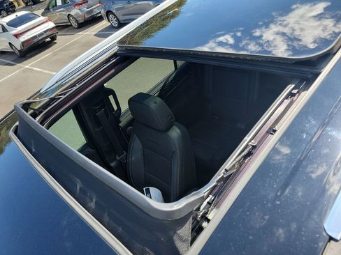 Certified 2022 GMC Yukon XL Denali image 26