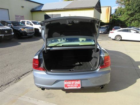 Used 2018 Volvo S90 T5 Momentum w/ Convenience Package image 5