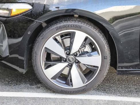 Certified 2025 Audi A5 2.0T Premium w/ Convenience Package image 8