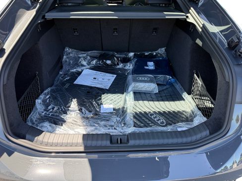 New 2027 Audi A6 e-tron Premium Plus AWD/4WD image 17