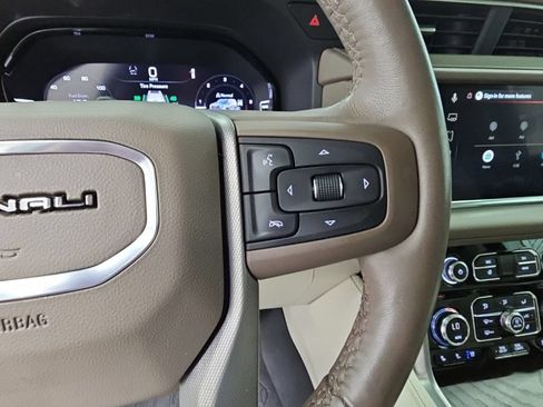 Certified 2024 GMC Yukon XL Denali w/ Advanced Technology Package AWD/4WD image 29
