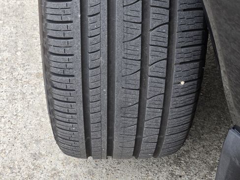 Used 2024 Volvo XC90 B6 Plus w/ Protection Package Premier image 19