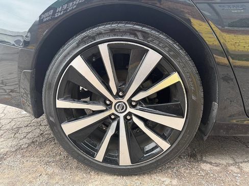 Used 2019 Nissan Altima 2.0 SR image 29