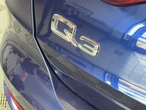Certified 2025 Audi Q3 2.0T Premium AWD/4WD image 16