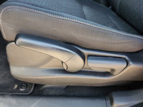 Used 2023 Honda Ridgeline Sport image 14