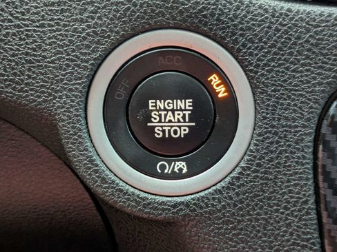 Used 2021 Dodge Charger Scat Pack w/ Driver Convenience Group RWD image 32