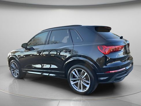 Used 2024 Audi Q3 2.0T Premium w/ Convenience Package AWD/4WD image 8