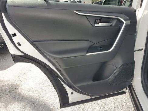 Used 2025 Toyota RAV4 XLE image 9