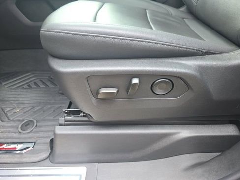 Used 2025 Chevrolet Silverado 2500 LTZ w/ LTZ Plus Package image 18