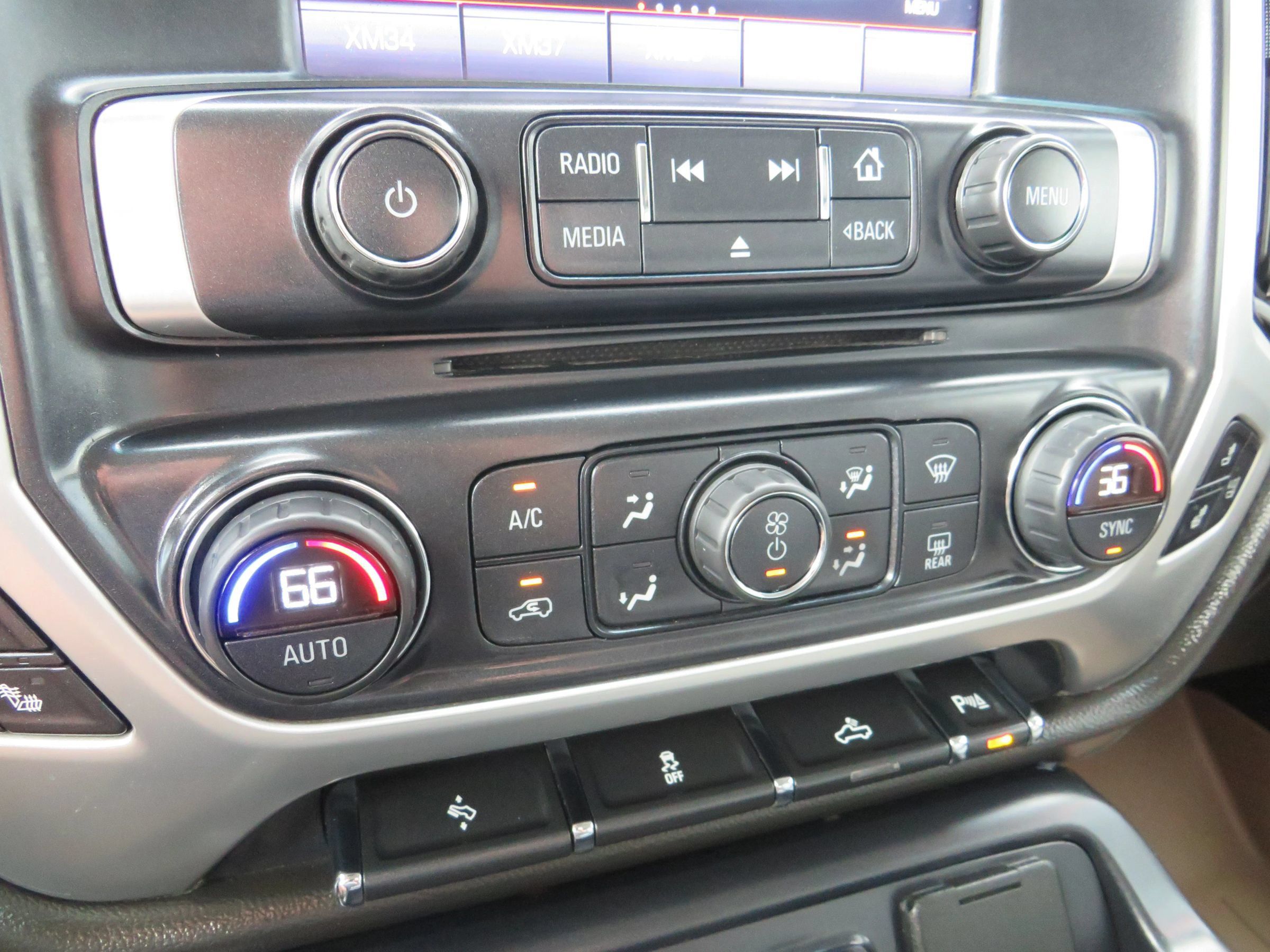 Used 2015 GMC Sierra 3500 SLT AWD/4WD image 23