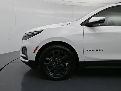 Used 2023 Chevrolet Equinox RS w/ RS Leather Package image 10