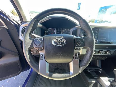 Used 2022 Toyota Tacoma SR5 image 31