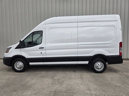 Used 2022 Ford Transit 250 148 High Roof AWD image 7