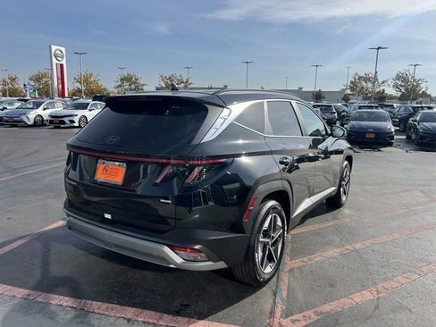 Certified 2025 Hyundai Tucson SEL image 6