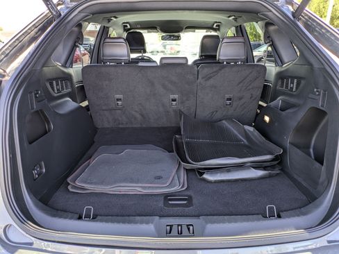 Certified 2022 Ford Edge ST-Line AWD/4WD image 31