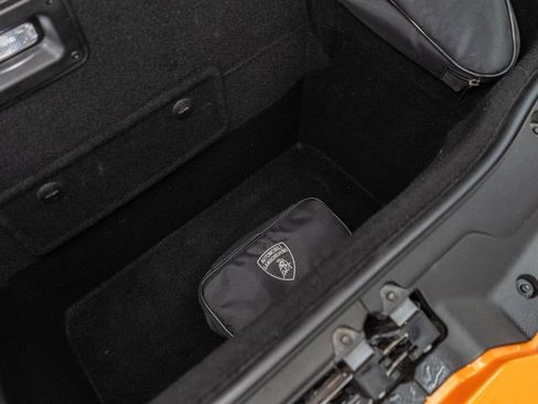 Used 2017 Lamborghini Huracan LP 610-4 AWD/4WD image 29