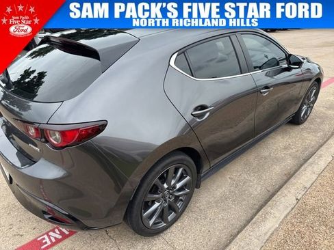 Used 2023 MAZDA MAZDA3 s FWD image 3