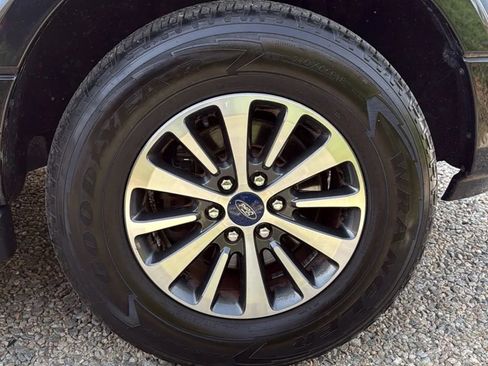 Used 2015 Ford Expedition EL XLT w/ Equipment Group 202A image 37