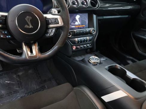 Used 2022 Ford Mustang Shelby GT500 w/ Carbon Fiber Track Pack image 91