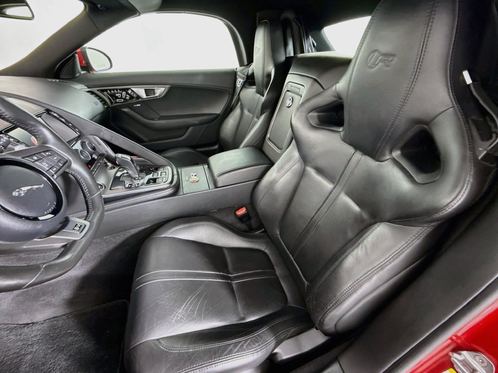Used 2017 Jaguar F-TYPE R AWD/4WD image 5