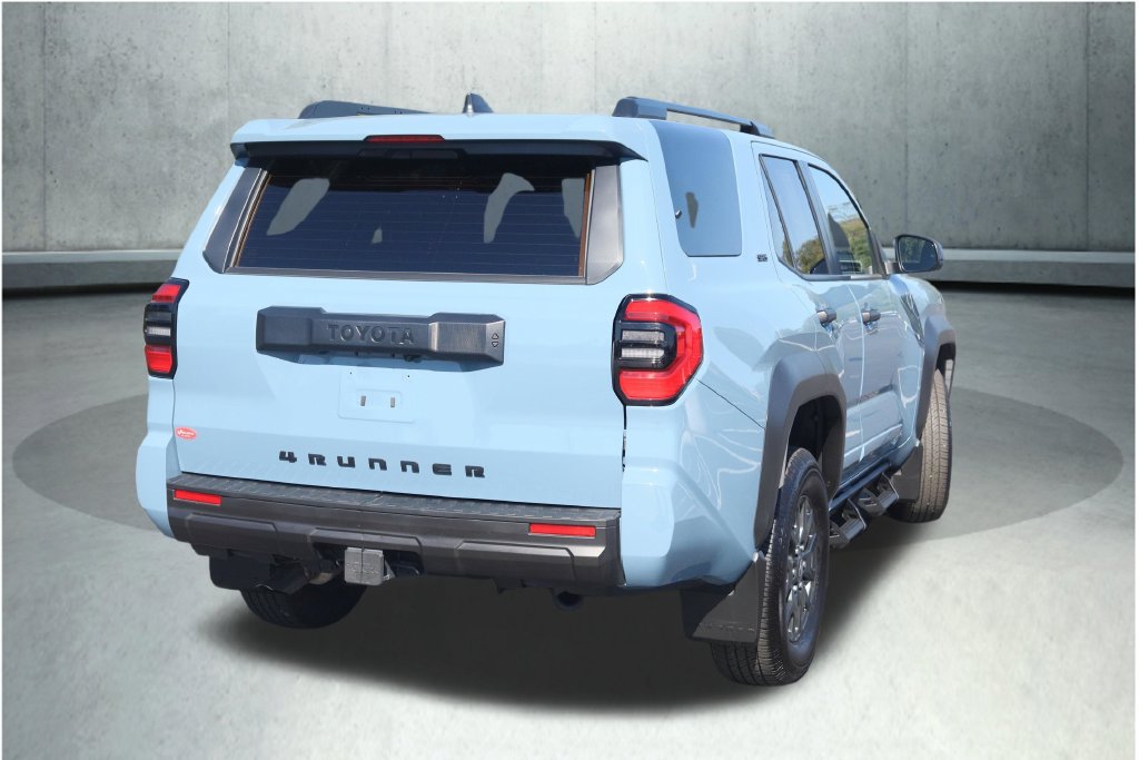 Used 2026 Toyota 4Runner SR5 AWD/4WD image 22