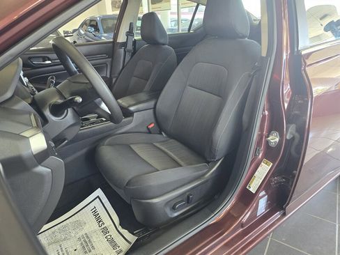 Used 2024 Nissan Altima 2.5 SV image 10