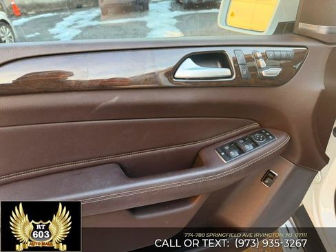 Used 2017 Mercedes-Benz GLE 350 GLE 350 4MATIC SUV w/ Premium 1 Package image 25