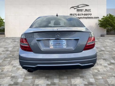 Used 2014 Mercedes-Benz C 250 Sedan image 5