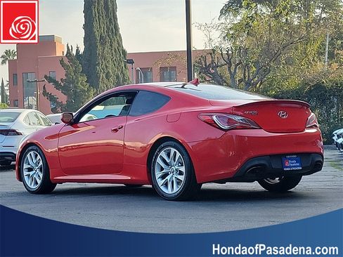 Used 2016 Hyundai Genesis 3.8 image 7