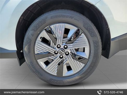 New 2025 Nissan Murano SL image 13