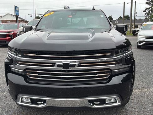 Used 2020 Chevrolet Silverado 1500 High Country w/ Technology Package AWD/4WD image 2