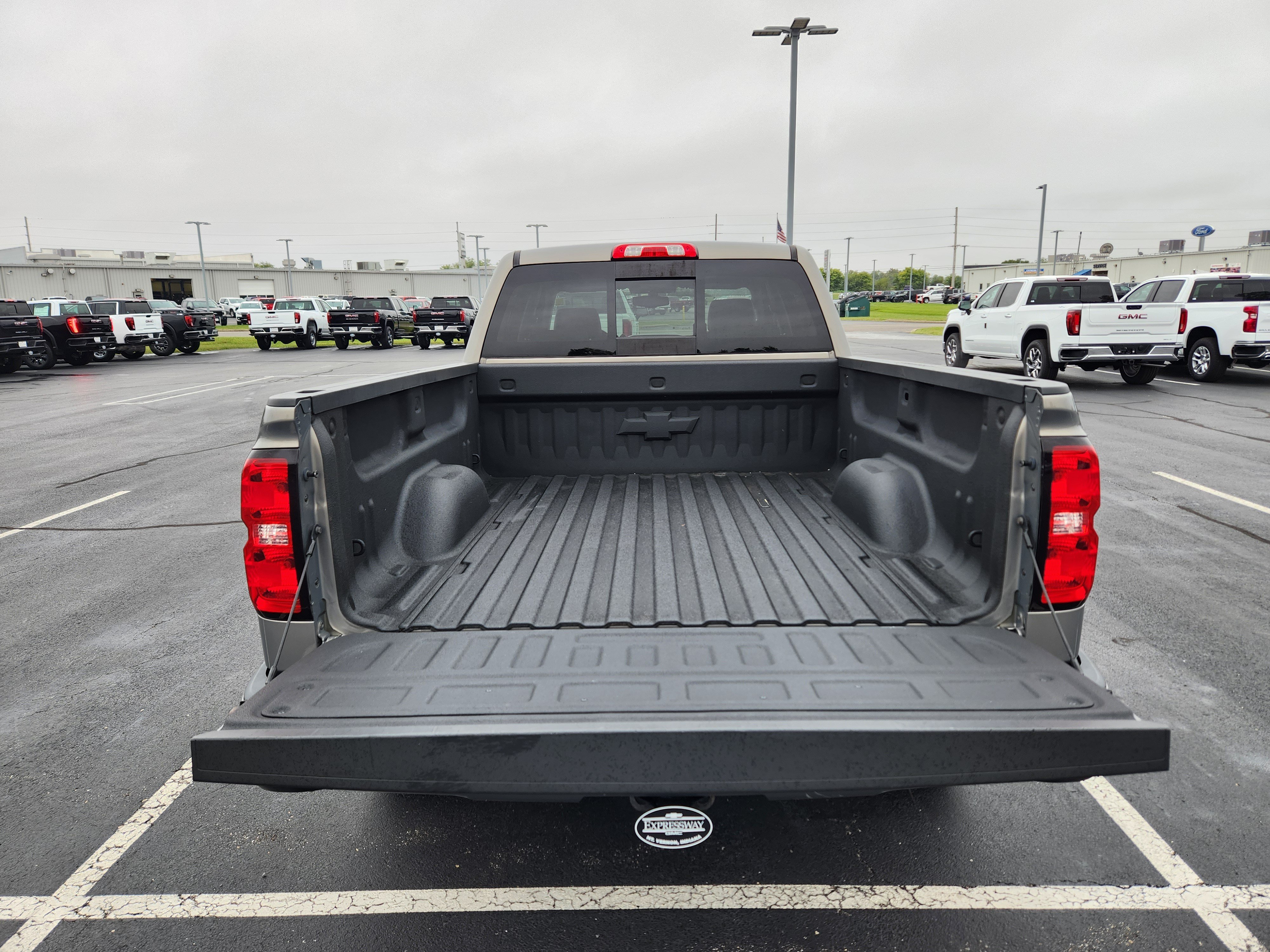 Used 2017 Chevrolet Silverado 1500 LT w/ All Star Edition AWD/4WD image 10