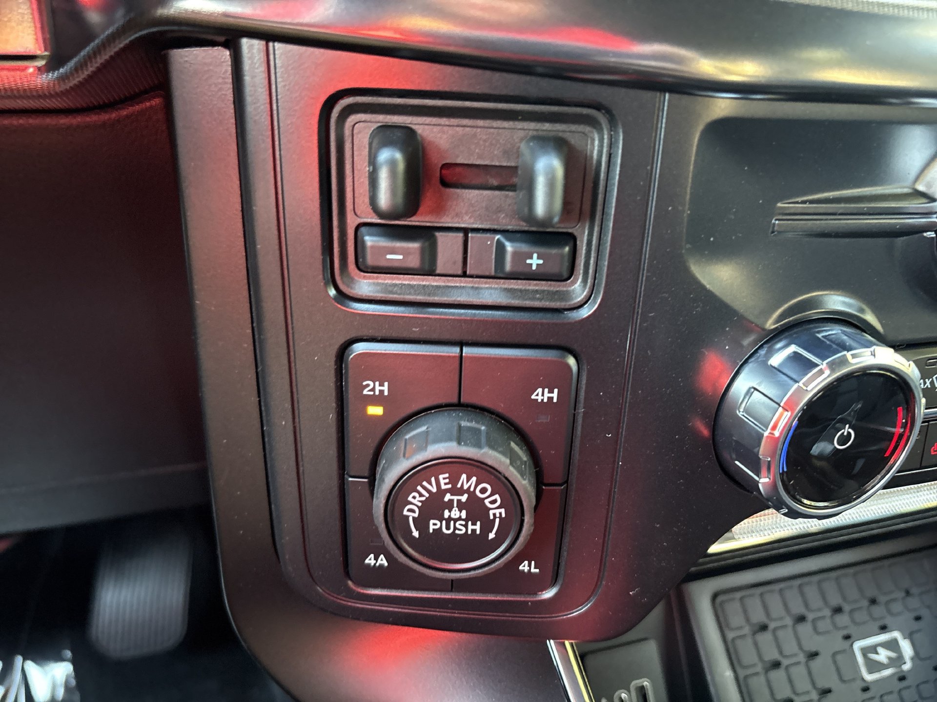 New 2026 Ford F150 Raptor AWD/4WD image 8