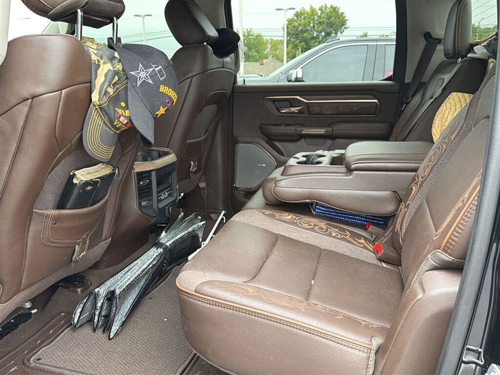 Used 2025 RAM 1500 Limited AWD/4WD image 5