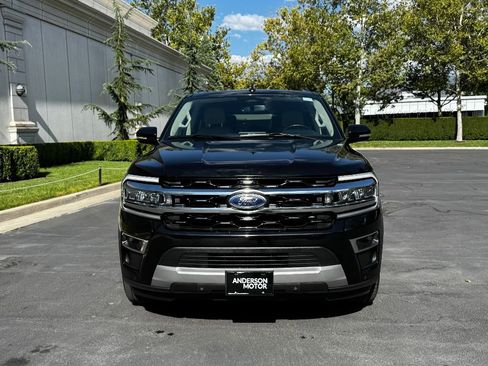 Used 2024 Ford Expedition Max Limited image 4