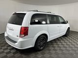 Used 2017 Dodge Grand Caravan GT image 5