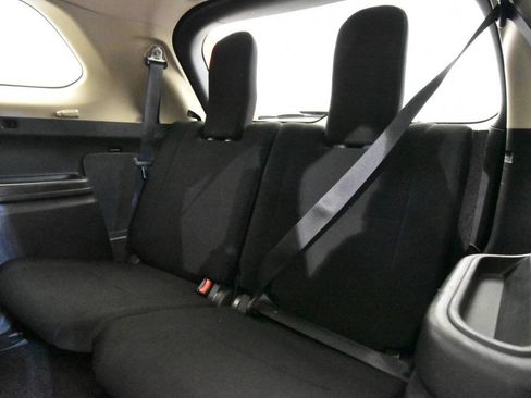 Used 2016 Mitsubishi Outlander ES image 15