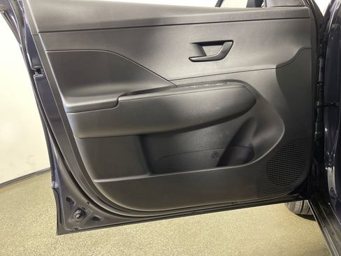 New 2026 Hyundai Kona SE image 19