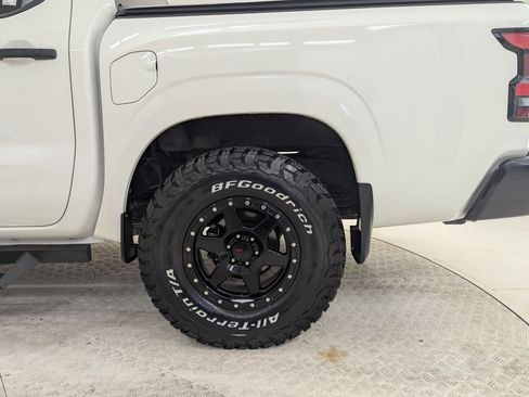 Used 2022 Nissan Frontier S w/ Technology Package image 11