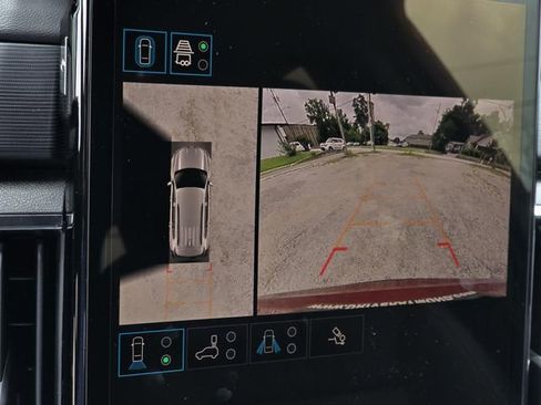 New 2026 GMC Acadia Elevation w/ Elevation Premium Package FWD image 17