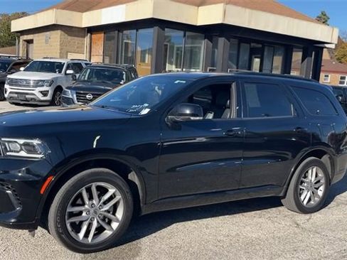 Used 2024 Dodge Durango GT image 3