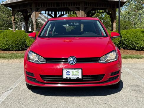 Used 2017 Volkswagen Golf Wolfsburg Edition FWD image 2
