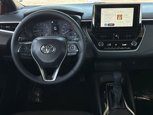 Used 2025 Toyota Corolla SE FWD image 17