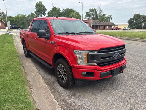 Used 2019 Ford F150 XLT w/ Equipment Group 302A Luxury AWD/4WD image 10