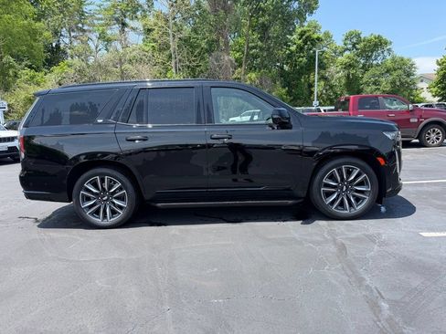 Used 2024 Cadillac Escalade Sport w/ Touring Package AWD/4WD image 5