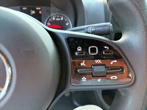 Used 2024 Mercedes-Benz Sprinter 2500 image 7