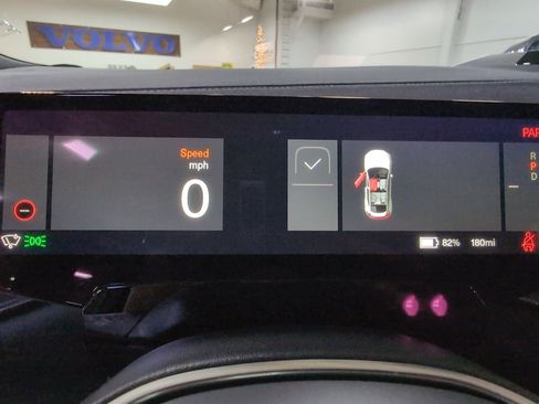 Used 2025 Polestar Polestar 3 image 16