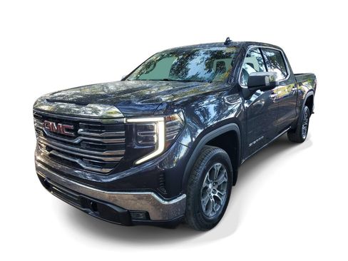 Used 2025 GMC Sierra 1500 SLT RWD image 2