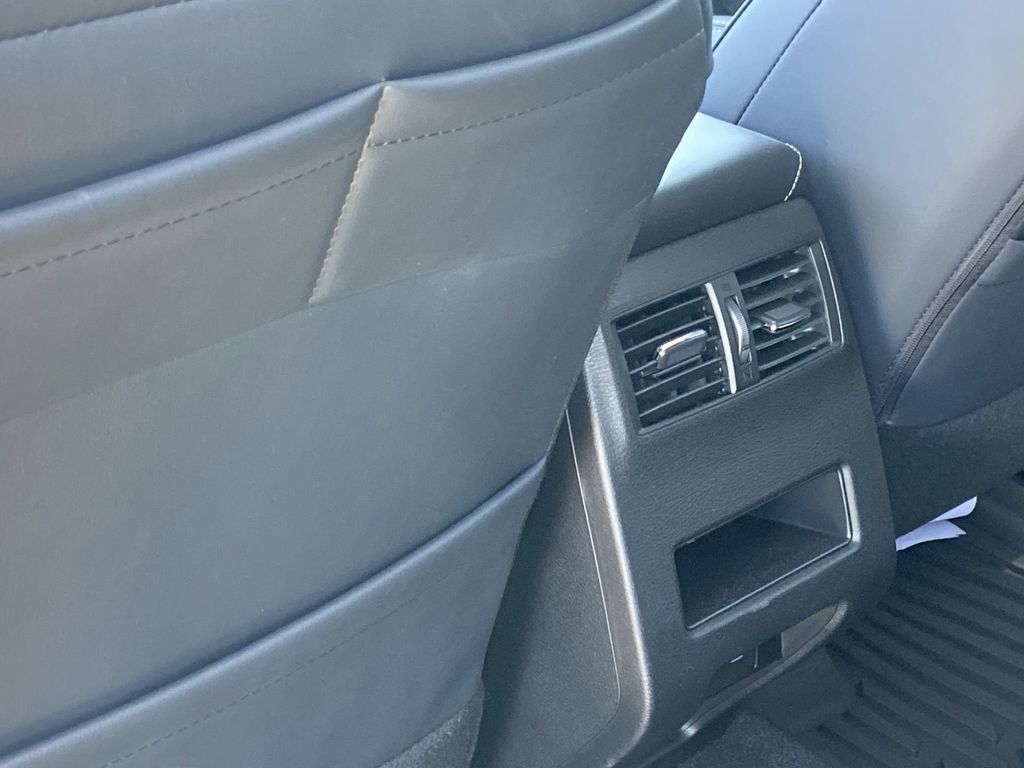 New 2026 Mitsubishi Outlander AWD image 18