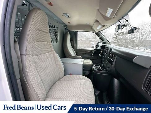 Used 2022 Chevrolet Express 2500 w/ Driver Convenience Package image 24